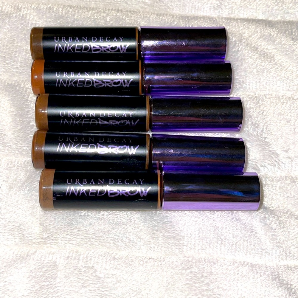 Urban Decay Cosmetics
Inked Brow Gel